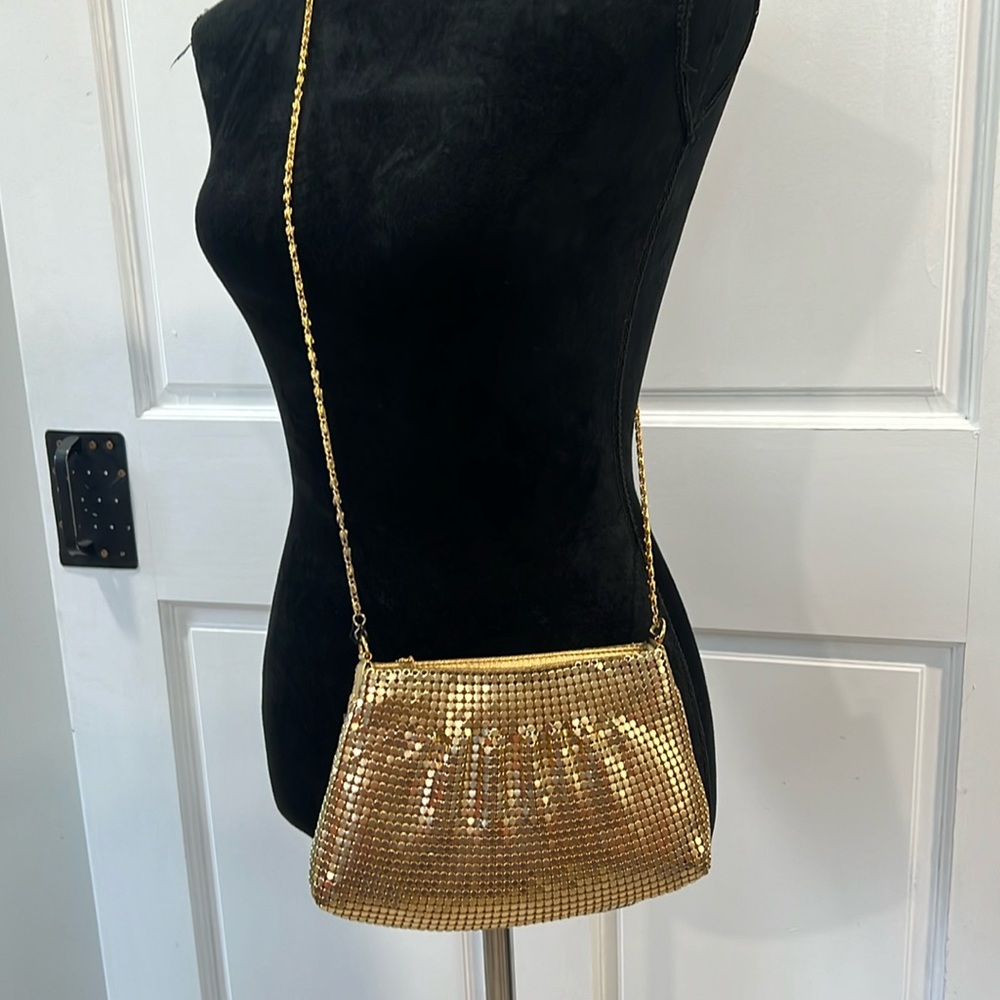 NWT Vintage Y&S original gold crossbody, excellent condition. Perfect addition.